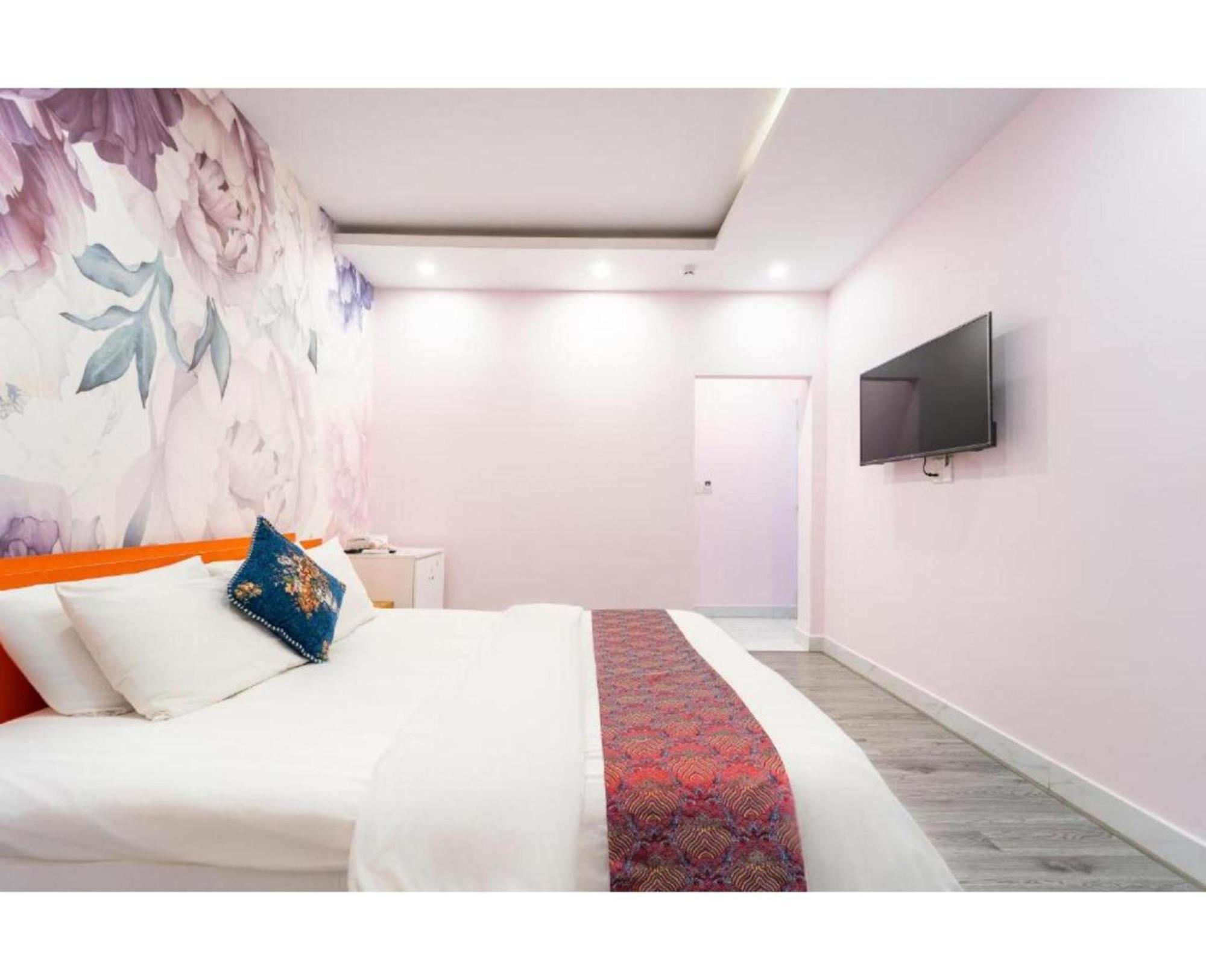 Apartment Townhouse Oak Near International Airport, District Tan Binh